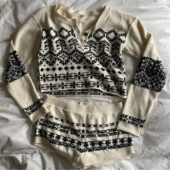 Free People Sweaters - Free People intimately sweater knit shorts set